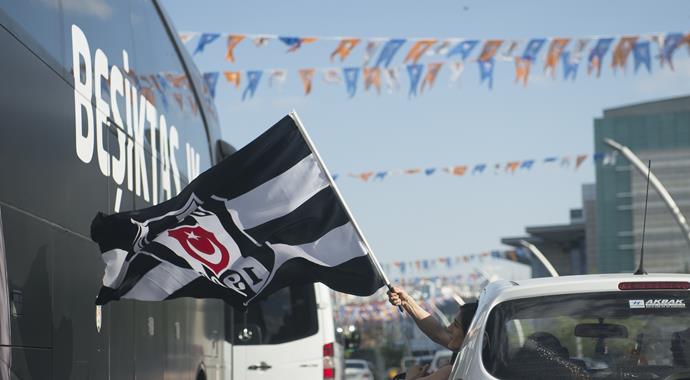 Beşiktaş'a şampiyonlara yakışır karşılama!