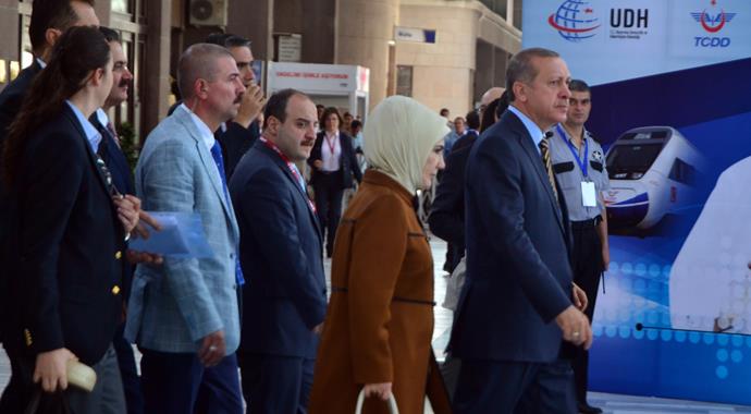 YHT, ilk seferi başladı