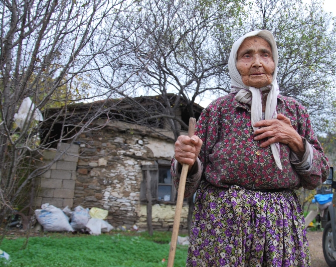 Kocası vasiyet etti, ölümü burada bekliyor