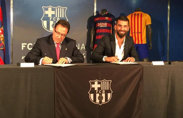Ve Arda Turan resmen Barça'da
