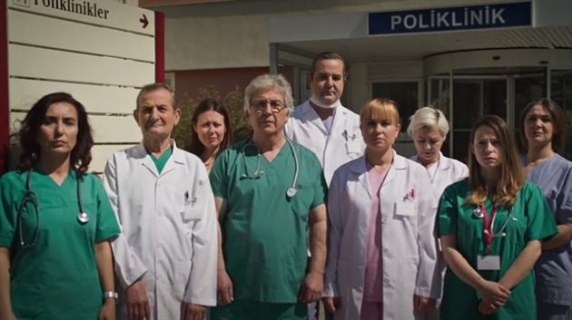 CHP'nin reklamında başörtülüler böyle dışlandı