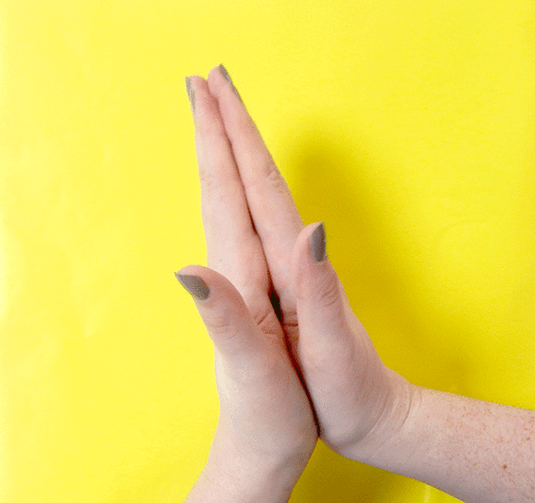 Parmaklarınızı tutarak bulabileceğiniz 5 derde deva