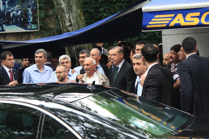 Erdoğan pankartı görünce dayanamadı