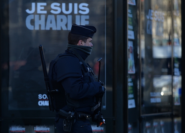 Paris'te Cumhuriyet Yürüyüşü