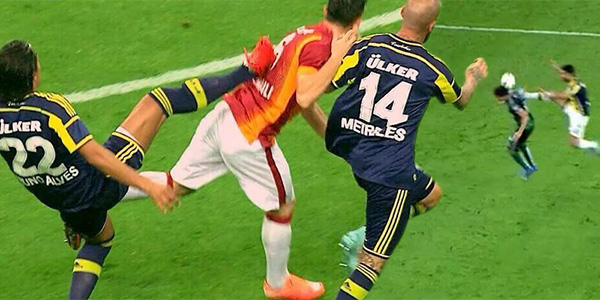 Bekir ve Alves'in kırmızı kartları mazeretleri bile zorluyor!