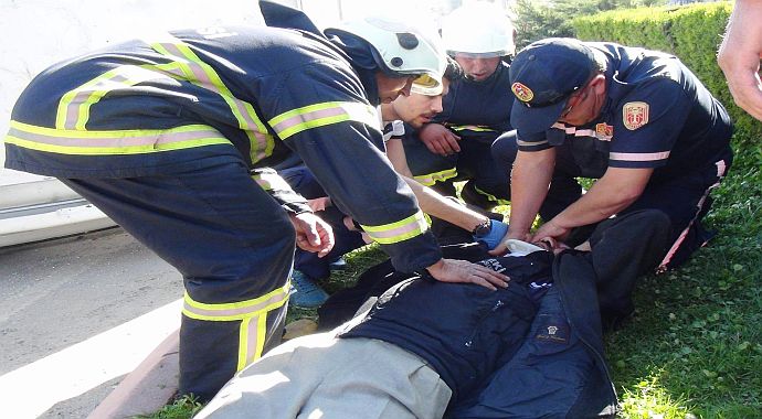 İşçi midibüsü ile minibüs çarpıştı: 29 Yaralı