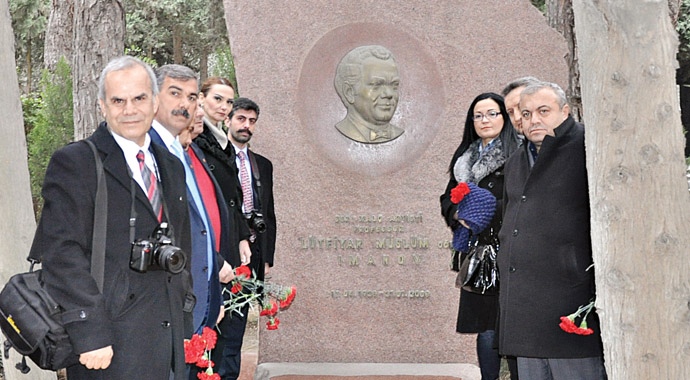 Bir  millet iki devlet aynı arzu aynı niyet!