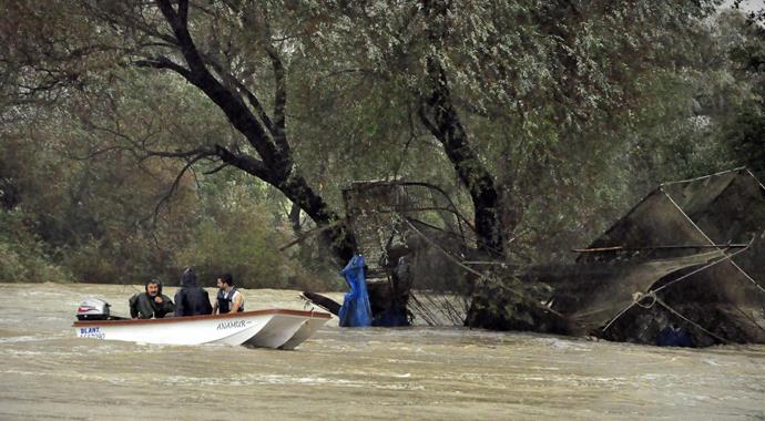 Antalya'da şiddetli yağmur!  8 saatte metrekareye 280 kilo...