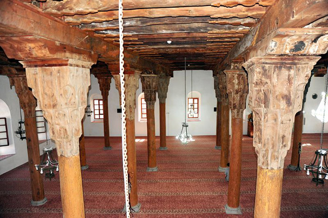 40 direkli çivisiz cami mimarisiyle hayran bırakıyor