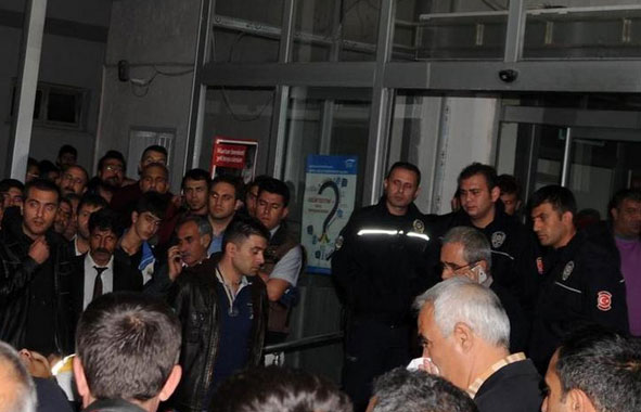 Bingöl'de saldırı: 2 polis şehit
