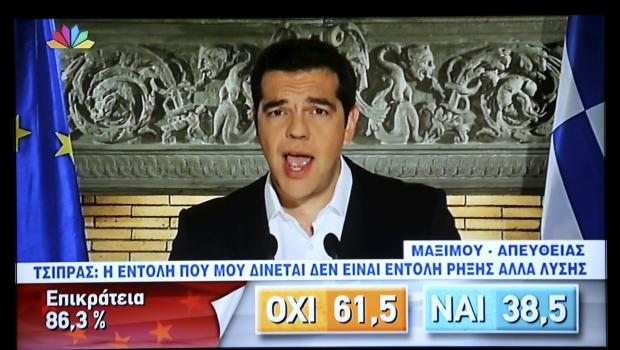 Yunanistan 'hayır' dedi, halk sokakta