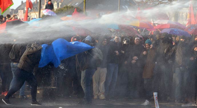 İki yüzlü Alman medyası
