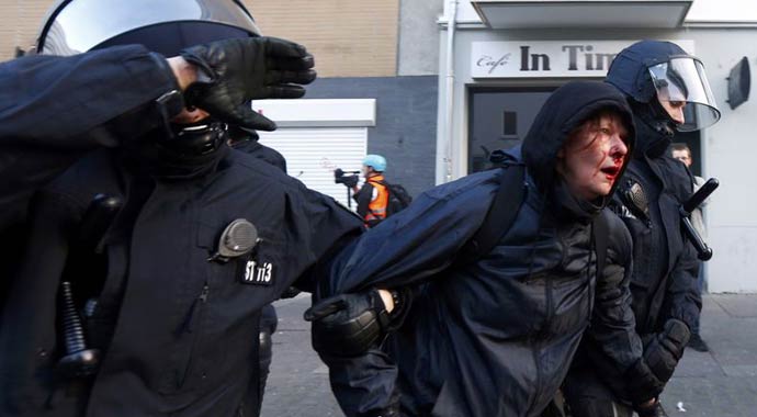 İki yüzlü Alman medyası