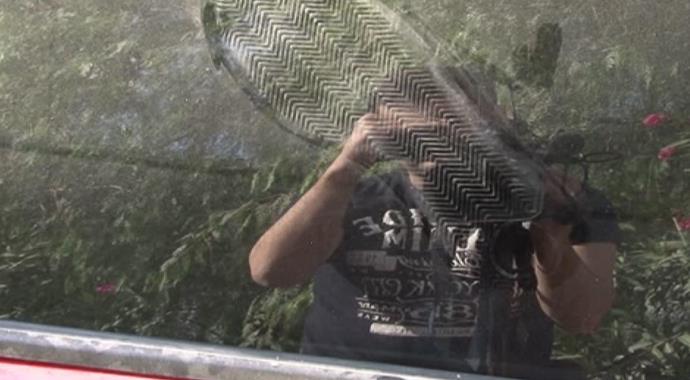 Güney Kıbrıs'ta Türk plakalı araçlara saldırı