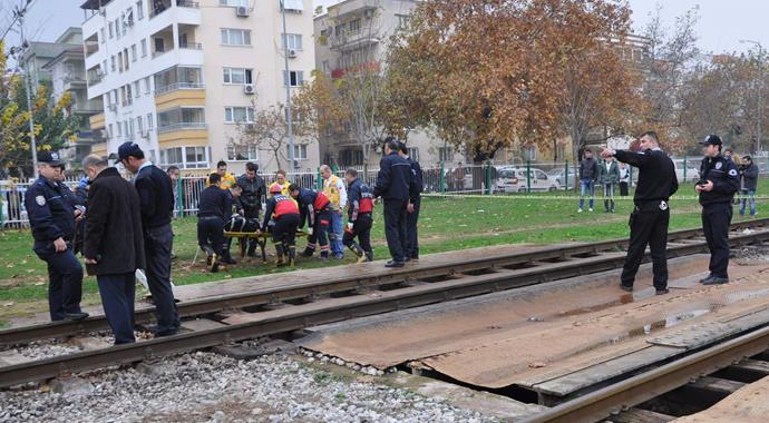 Yaşlı adamın cesedini çocuklar buldu