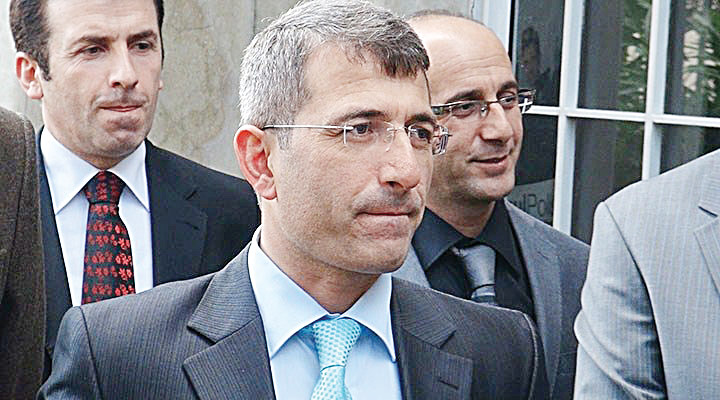 Zırh kalktı, düğmeye basıldı! Özde temizlik