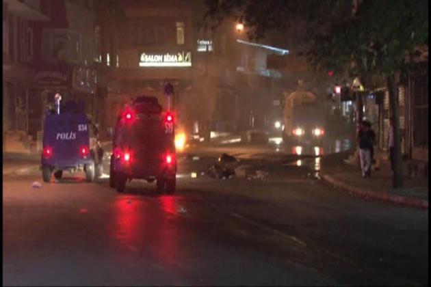 Ataşehir'de terör örgütü PKK yandaşları olay çıkardı
