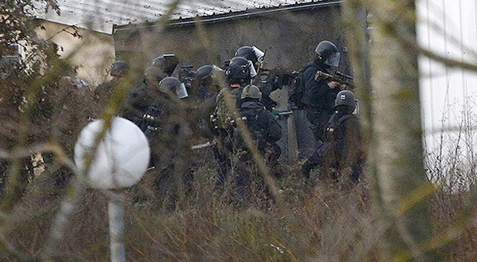 Fransa'da Charlie Hebdo saldırısı şüphelileri öldürüldü