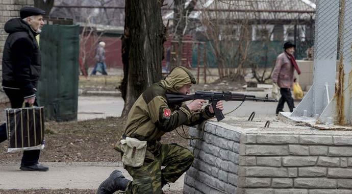Ukrayna'da halk çatışmalara alıştı