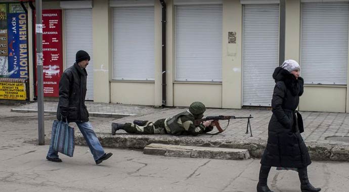 Ukrayna'da halk çatışmalara alıştı