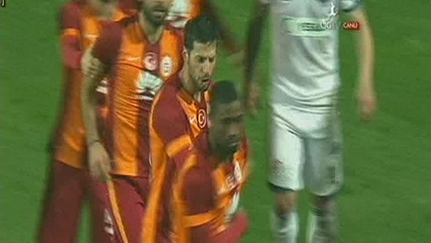 Galatasaray'da maç sonu olay!