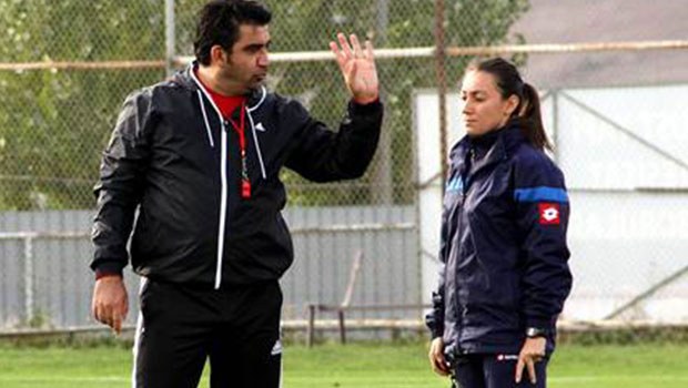 Ümit Özat'tan tarihi geri vites!