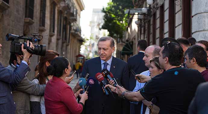 Küba'ya yönelik yaptırımları doğru bulmuyoruz