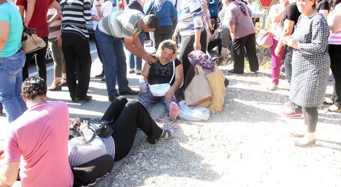 Zincirleme trafik kazası: 20 yaralı