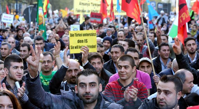 Avrupa'daki Kobani gösterilerinde olay çıkmadı