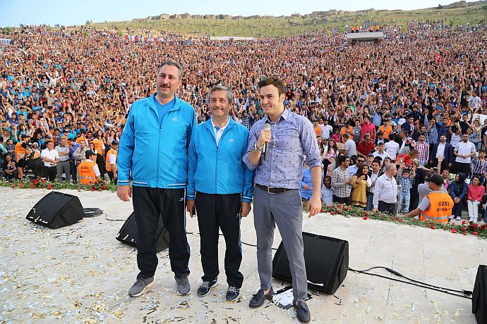 Türkiye'nin en büyük parkında aynı anda 50 bin kişi yürüdü