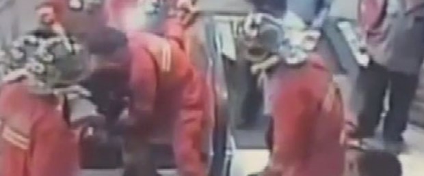 Bir yürüyen merdiven dehşeti daha