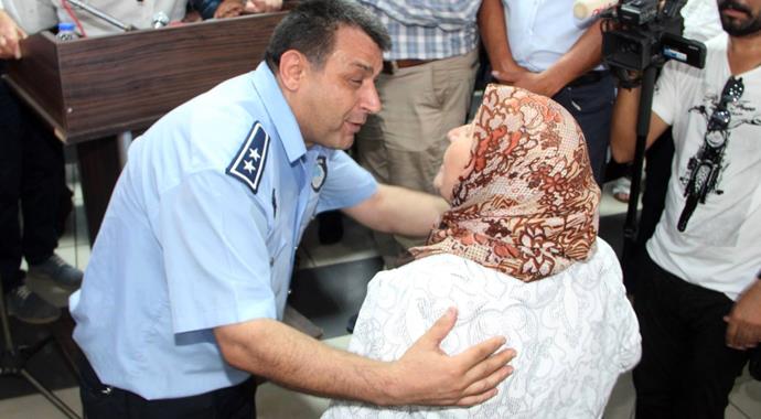 Yaşlı kadın CHP'li vekili eleştirince..