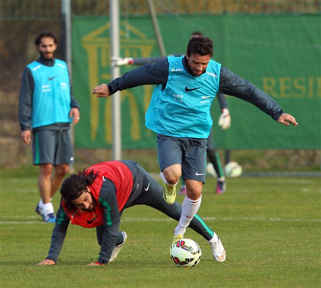 Gökhan Töre ve Hakan Çalhanoğlu yan yana!