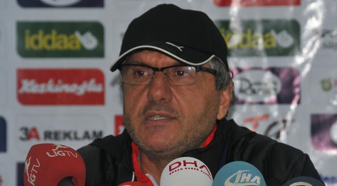 Mustafa Akçay istifa etti