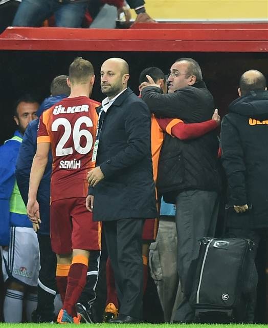 Abdurrahim Albayrak Ünal Aysal'ı bombaladı