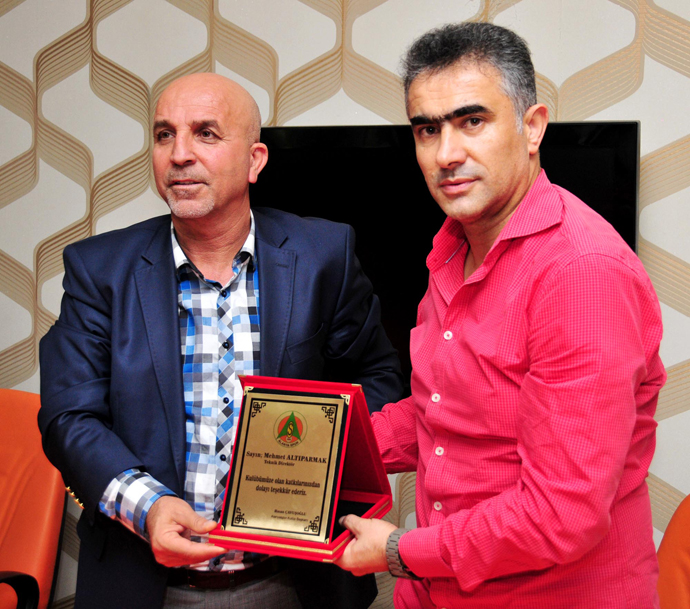 Alanyaspor'da Altıparmak ile yollar ayrıldı