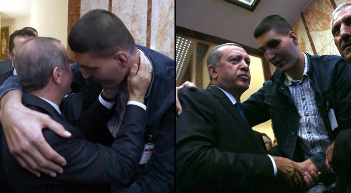 Başbakan Erdoğan'a öyle bir sarıldı ki!
