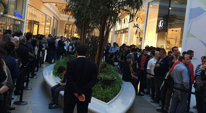 Türkiye'nin ikinci Apple Store'u açıldı