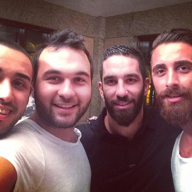 Arda Turan'ın, kardeşi oyuncu oldu