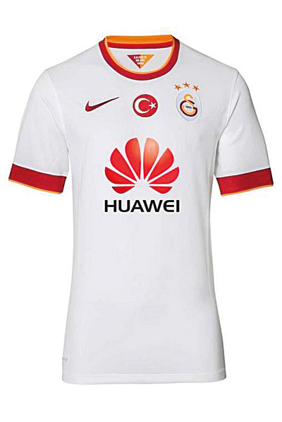 Aslan'a iki sponsor