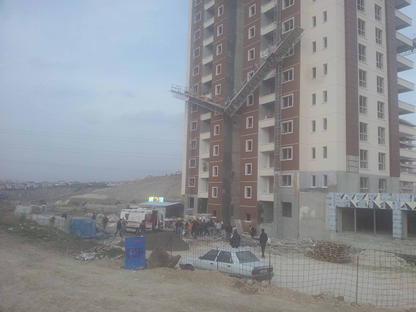 Ankara'da facia! Asansörün altı koptu, 1 ölü 3 de yaralı var