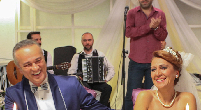 Terlikli gelin 'Asuman'