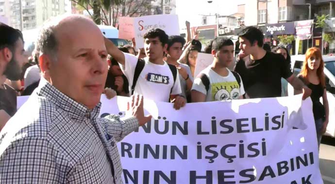 CHP'li vekil lise öğrencilerini sokağa döktü