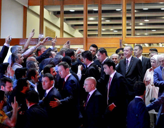 Erdoğan'a İstanbul'da büyük karşılama