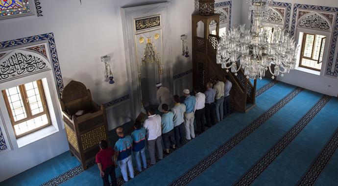 Gezicileri çıldırtan cami ibadete açılıyor!