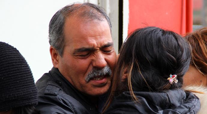Özgecan gözyaşları arasında toprağa verildi