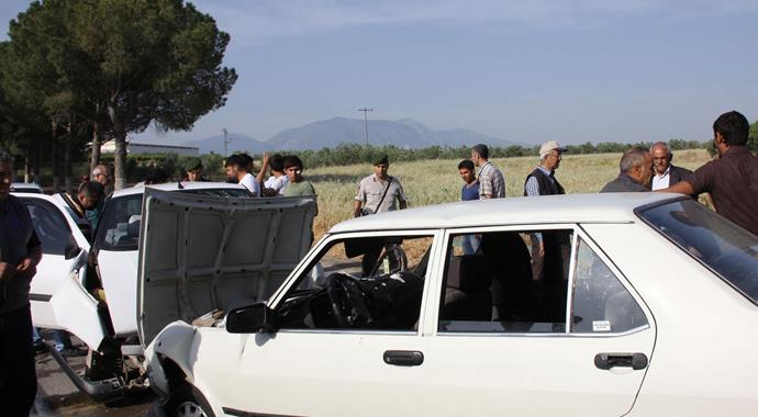 Manisa'da trafik kazası: 5 yaralı