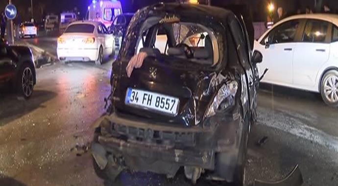 Bakırköy'de feci kaza: 1 ölü, 2 yaralı