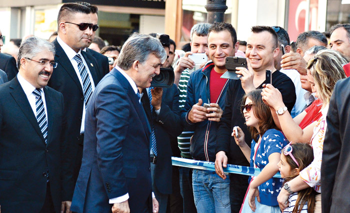 Cumhurbaşkanı Gül: 'TSK içinde yanlış yapan tasfiye olur'