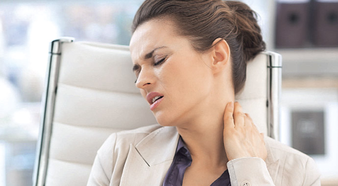 Uzmanından uyarı! Stres sırttan vuruyor